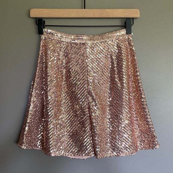 NWT MAJE Sequin Shorts In Metal Pink Size XS Rose Gold Flouncy Dress Shorts Chic - Picture 12 of 16